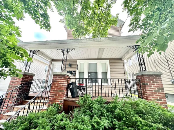 $229,000 | 809 Eagle Street, Utica, NY 13501