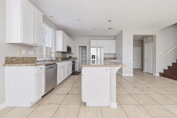 $705,000 | 45808 Klamath Court, Temecula, CA 92592