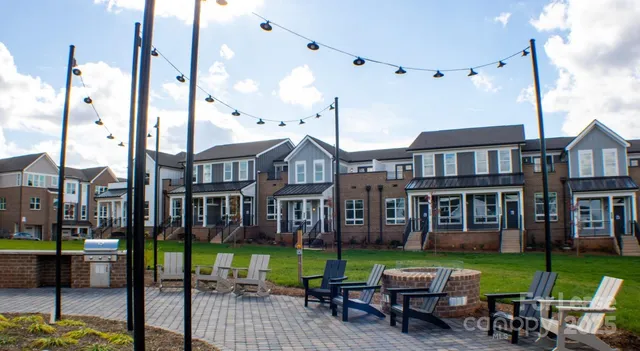 $3,987 | 17014 Fairmount Way, Unit C2 P, Pineville, NC 28134