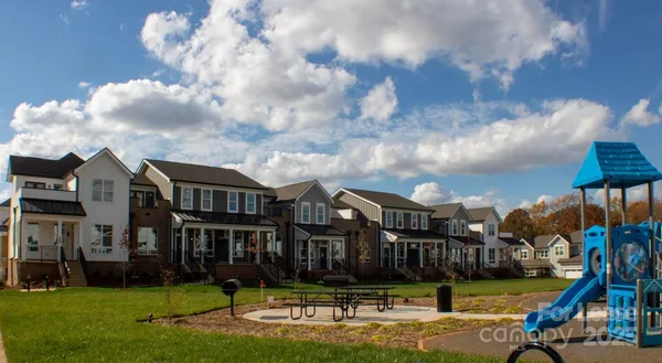 $3,753 | 17014 Fairmount Way, Unit C2 P, Pineville, NC 28134