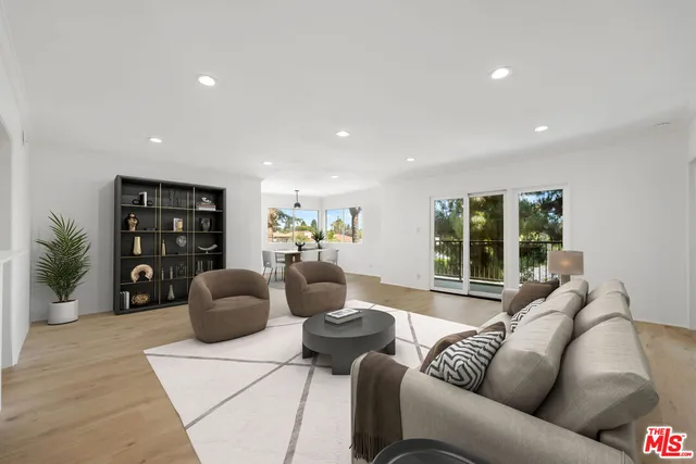 $7,250 | 222 7th Street, Unit 301, Santa Monica, CA 90402