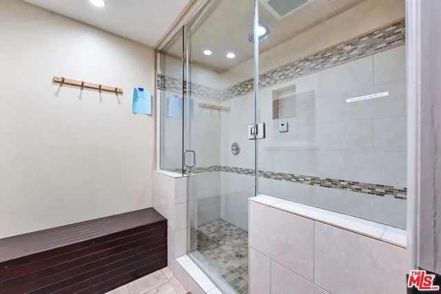 $7,250 | 222 7th Street, Unit 301, Santa Monica, CA 90402