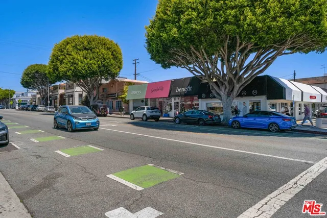 $7,250 | 222 7th Street, Unit 301, Santa Monica, CA 90402