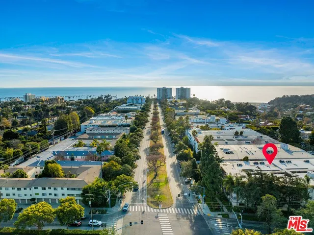 $7,250 | 222 7th Street, Unit 301, Santa Monica, CA 90402