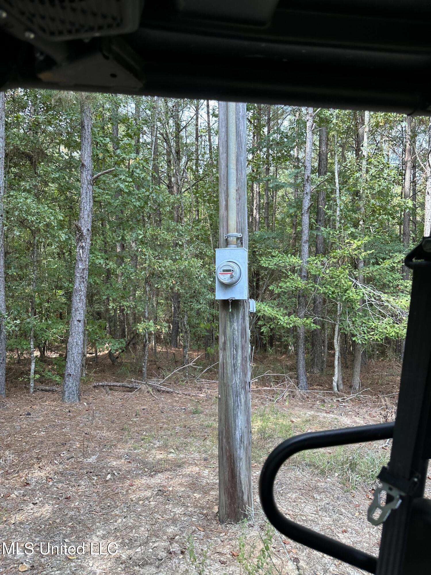 1567 County Road 8 Laurel, MS 39443 - Photo 33 of 36 IMG_4825