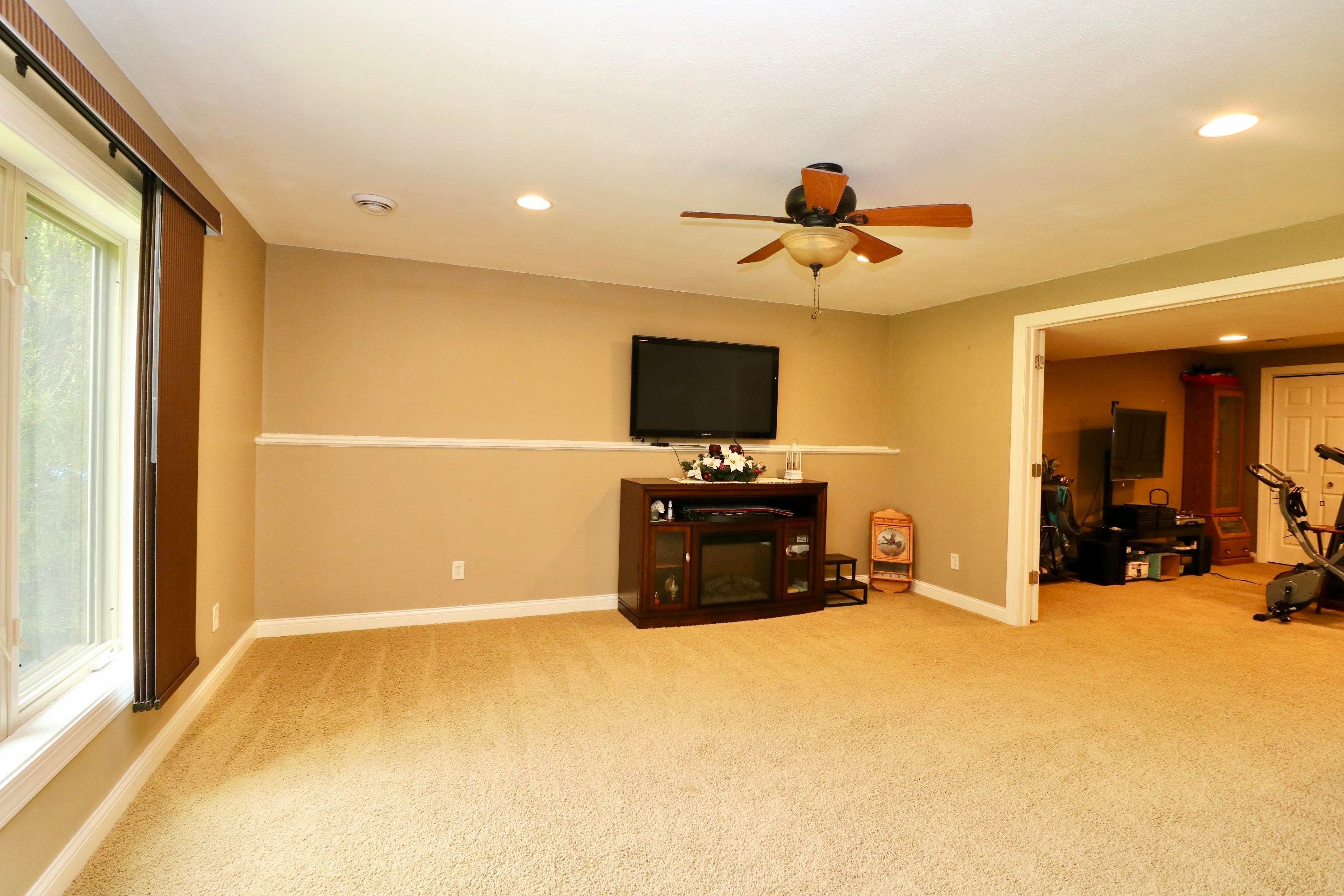 2463 Amber Ridge Drive Dubuque, IA 52002 - Photo 19 of 28 Gallery Image 19