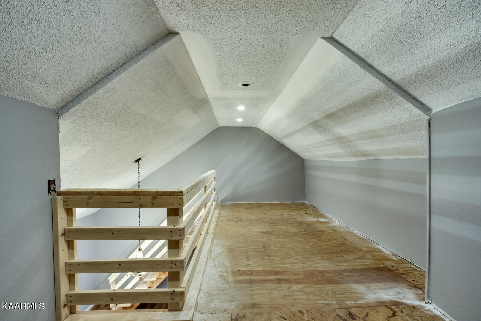 199 Honeysuckle Road Loudon, TN 37774 - Photo 28 of 33 a view of an empty room