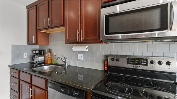$299,900 | 849 Delaware Avenue, Unit 101, Buffalo, NY 14209