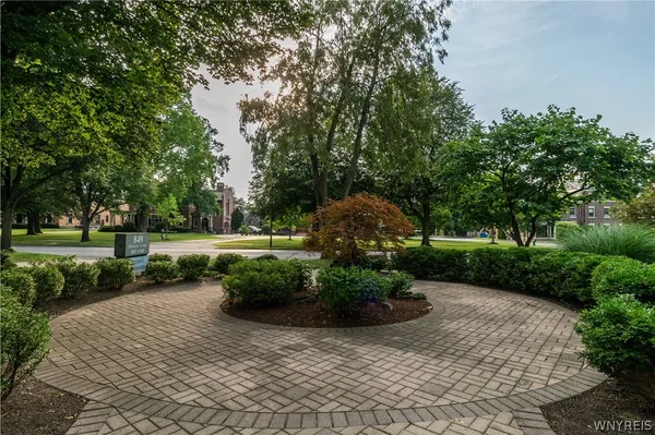 $299,900 | 849 Delaware Avenue, Unit 101, Buffalo, NY 14209