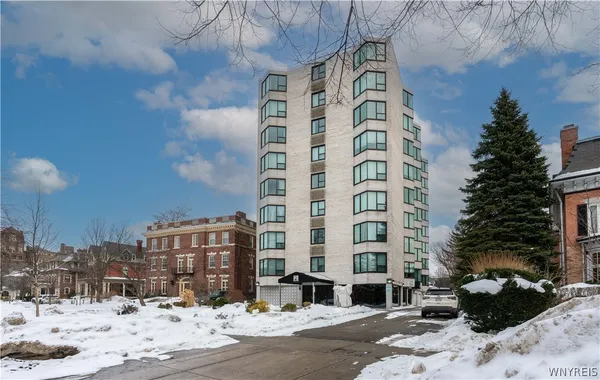 $299,900 | 849 Delaware Avenue, Unit 101, Buffalo, NY 14209