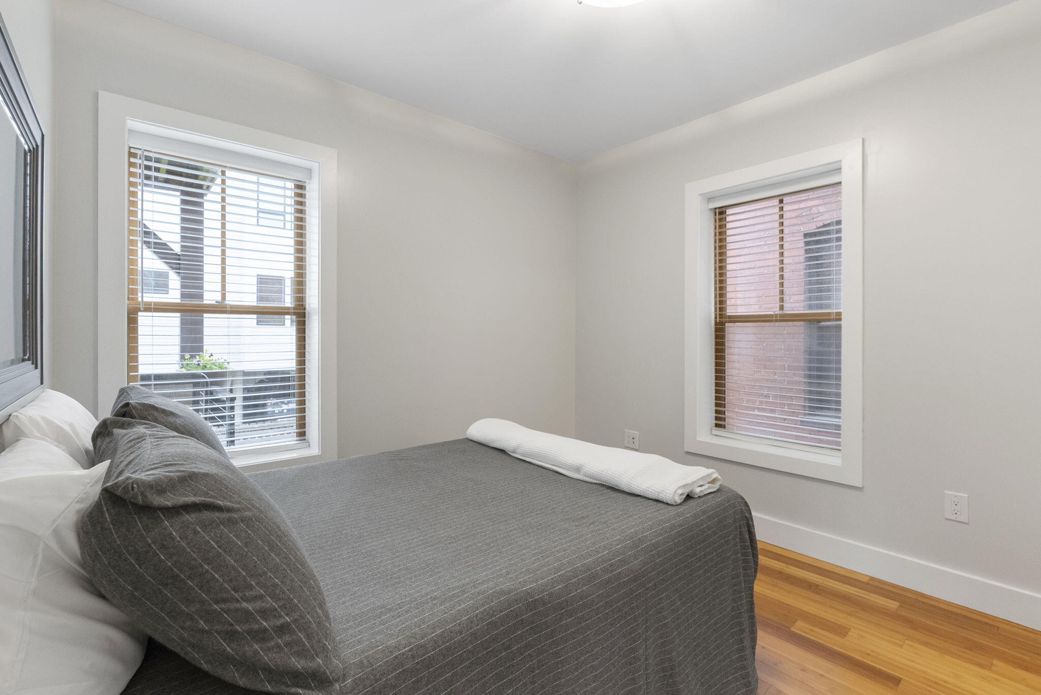 129 York Street, Unit 5 Portland, ME 04101 - Photo 14 of 31 25-web-or-mls-DSC00448