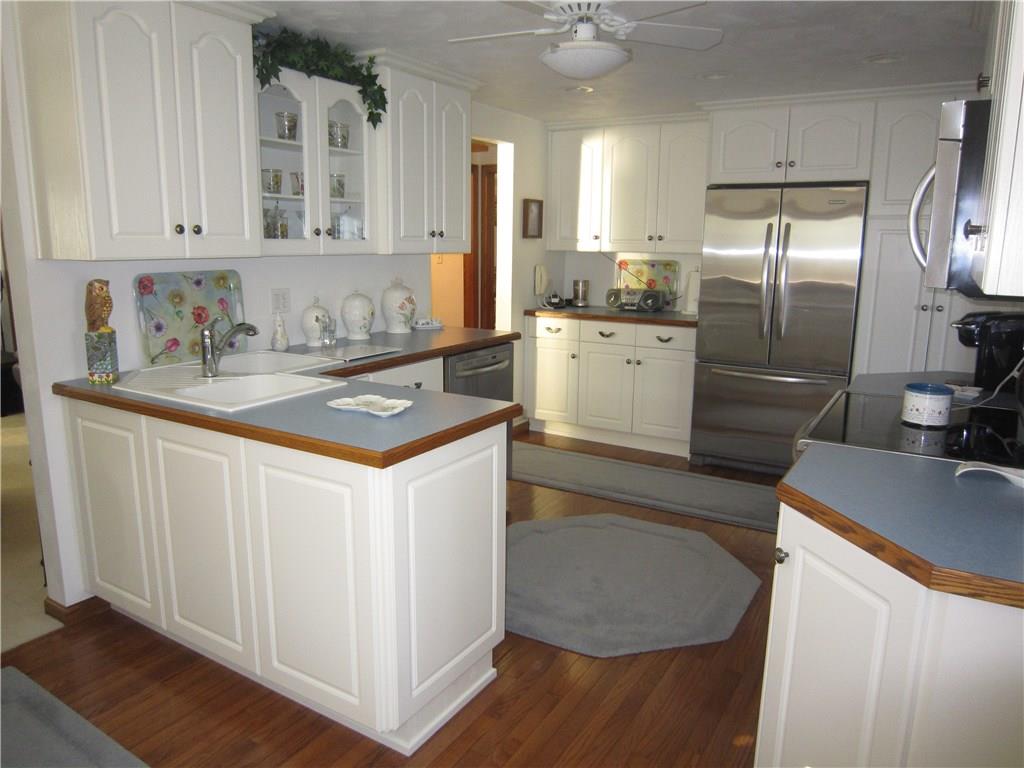 332 Lincoln Hall Road Elizabeth, PA 15037 - Photo 8 of 25 Enjoy cooking in this great working kitchen, corner double sink