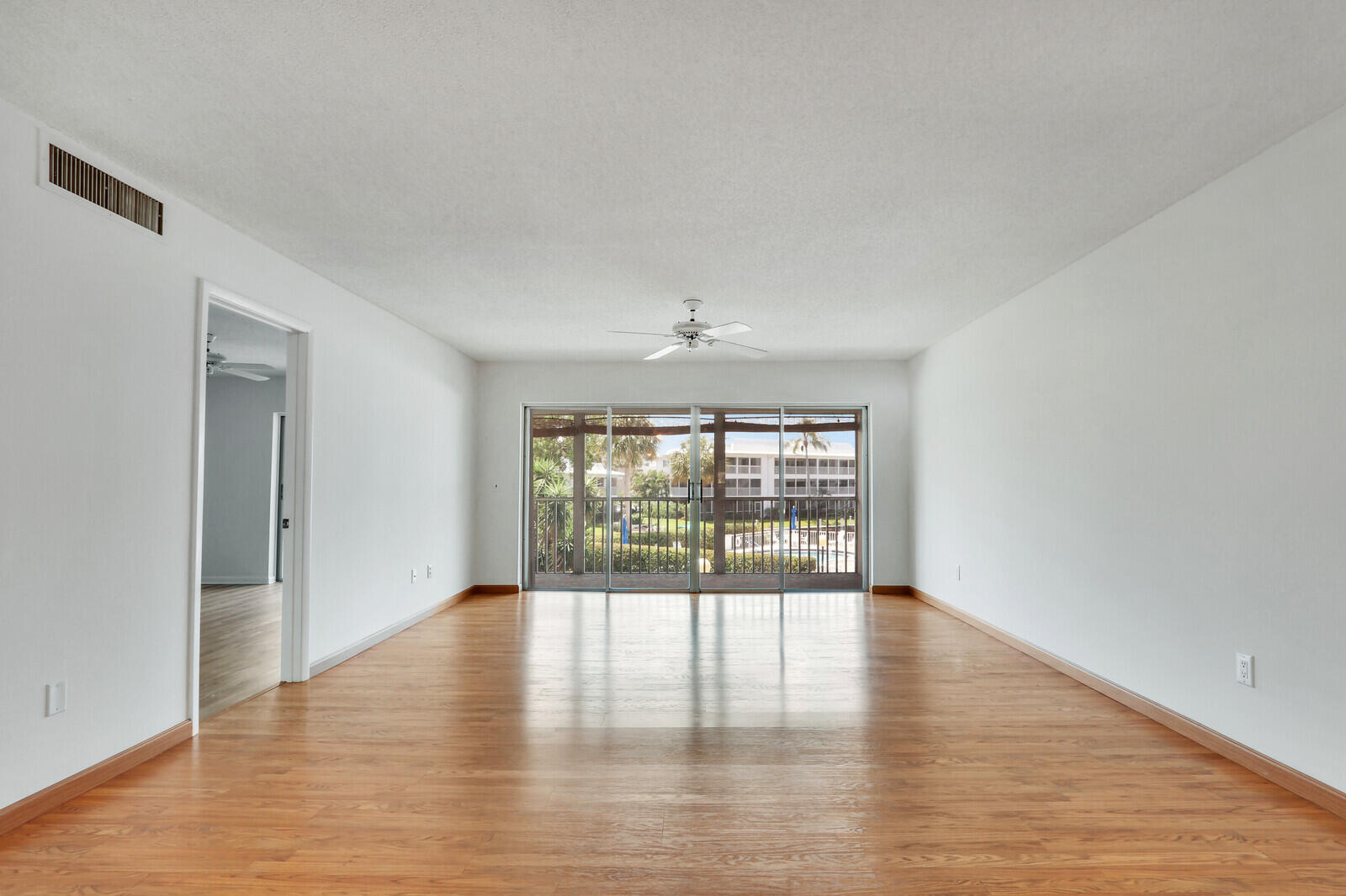 1852 Southwest Palm City Road, Unit 202 Stuart, FL 34994 - Photo 6 of 32 10_Image_10_mls