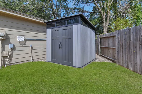 $3,200 | 4422 Brook Shadow Drive, Kingwood, TX 77345