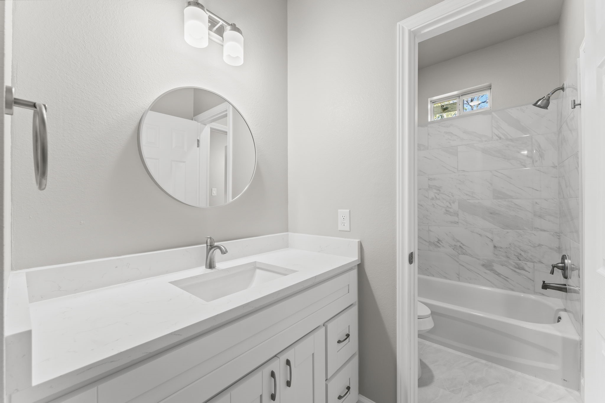 8155 Crestview Drive Houston, TX 77028 - Photo 21 of 27