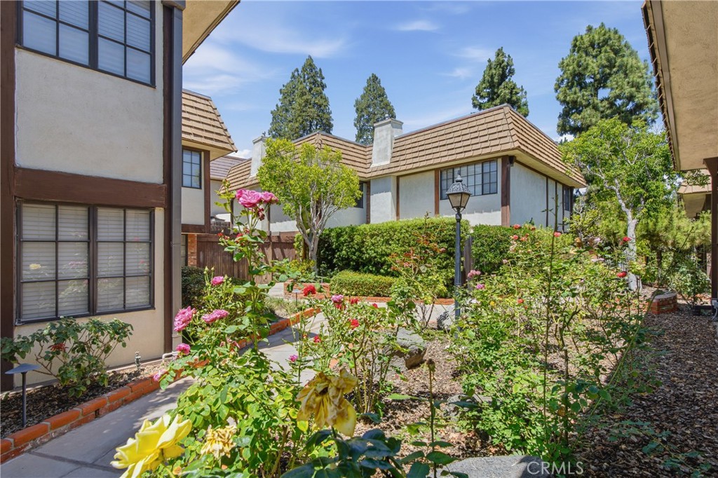 1429 Valley View Road, Unit 32 Glendale, CA 91202 - Photo 31 of 35