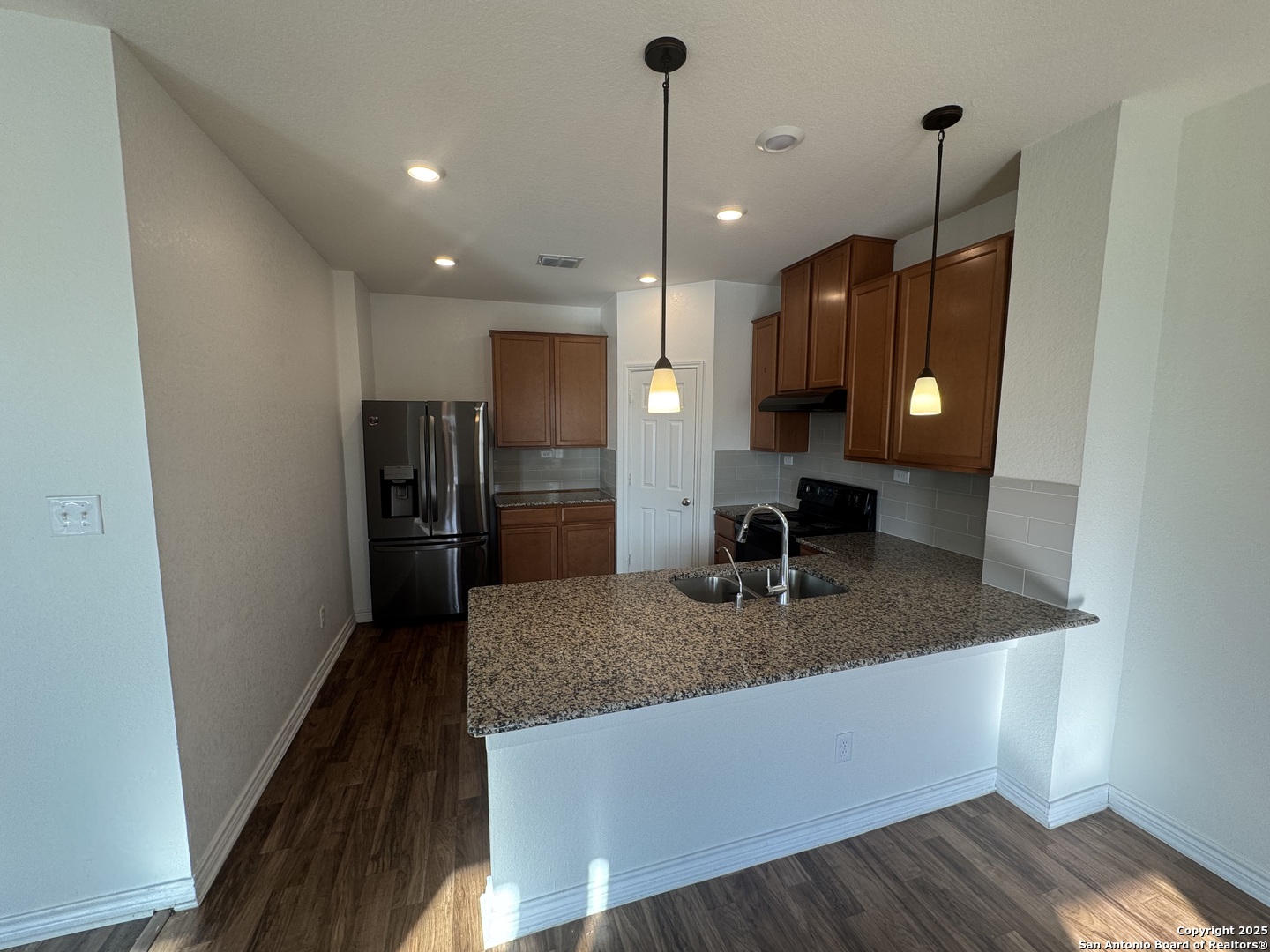 3218 Comanche Crossing San Antonio, TX 78224 - Photo 4 of 14