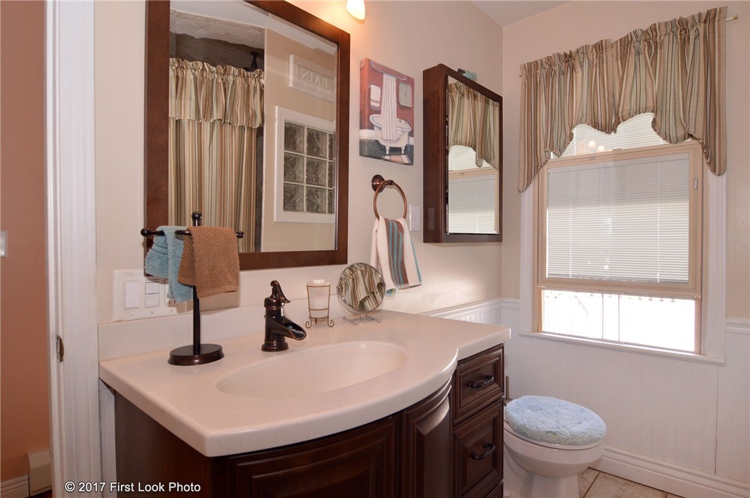 63 West Blue Ridge Road Cranston, RI 02920 - Photo 26 of 40 Gallery Image 26
