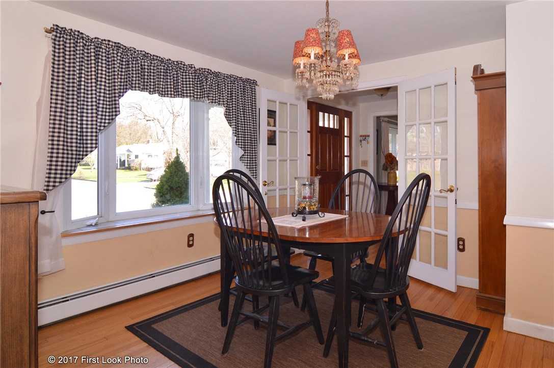 63 West Blue Ridge Road Cranston, RI 02920 - Photo 8 of 40 Gallery Image 8