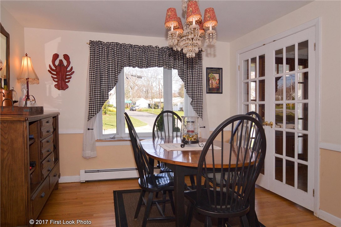 63 West Blue Ridge Road Cranston, RI 02920 - Photo 9 of 40 Gallery Image 9