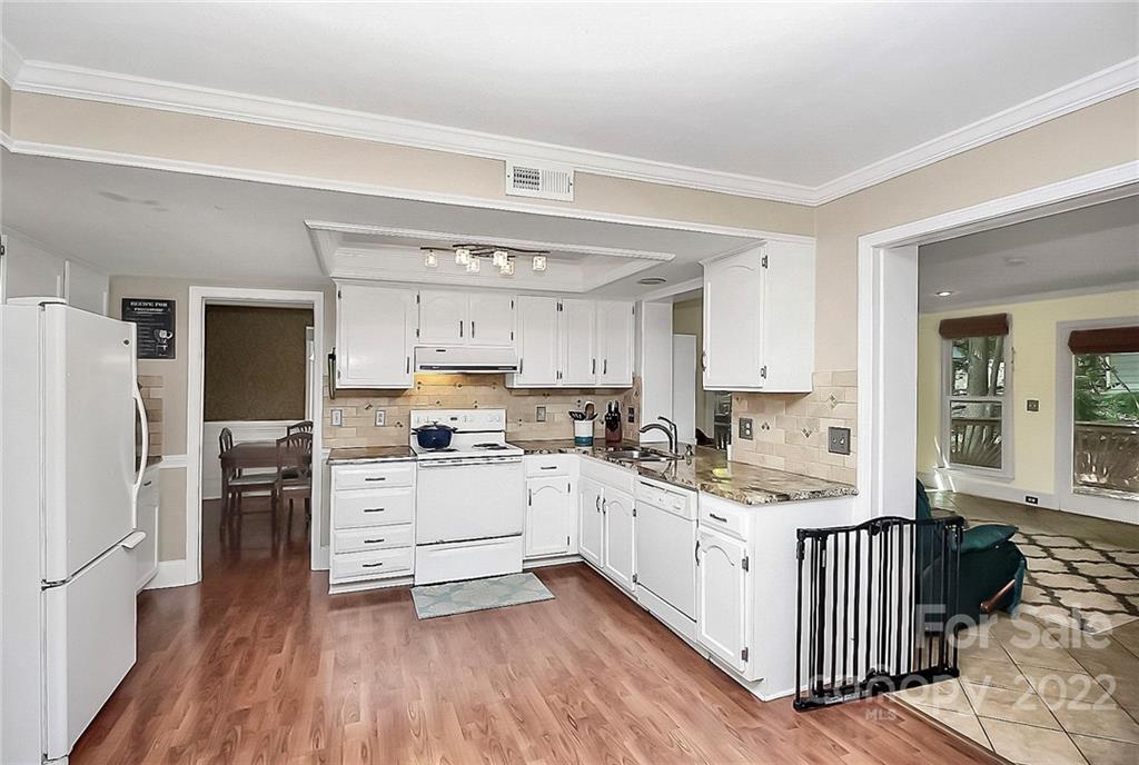 11218 Winding Way Road Charlotte, NC 28226 - Photo 14 of 37 Gallery Image 14