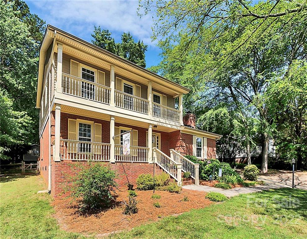 11218 Winding Way Road Charlotte, NC 28226 - Photo 4 of 37 Gallery Image 4