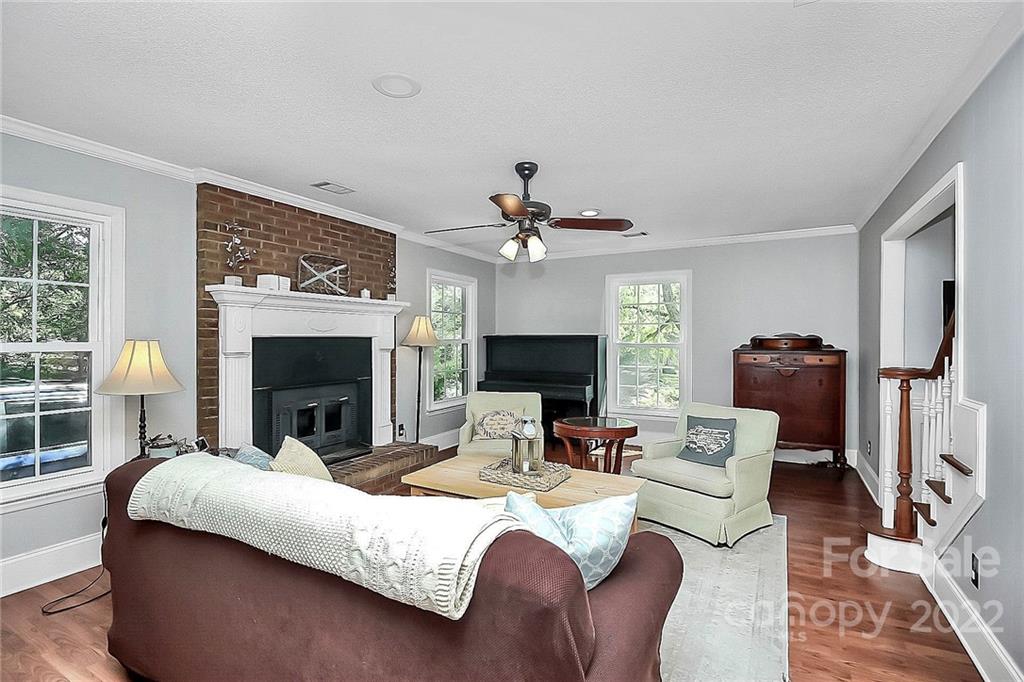 11218 Winding Way Road Charlotte, NC 28226 - Photo 8 of 37 Gallery Image 8