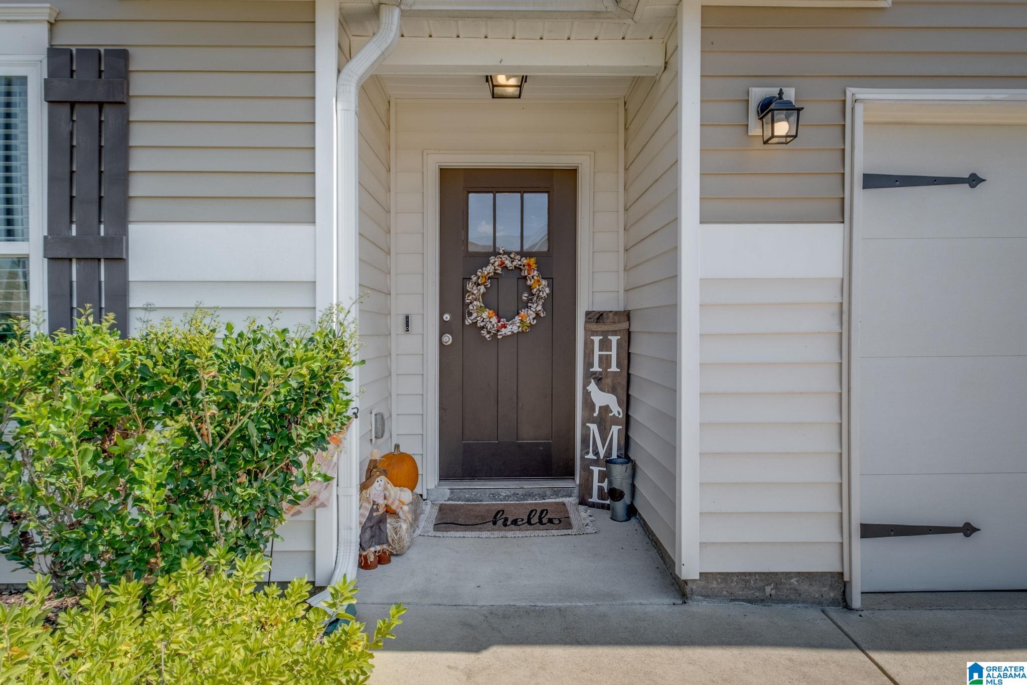 213 Leonards Court Calera, AL 35040 - Photo 2 of 38