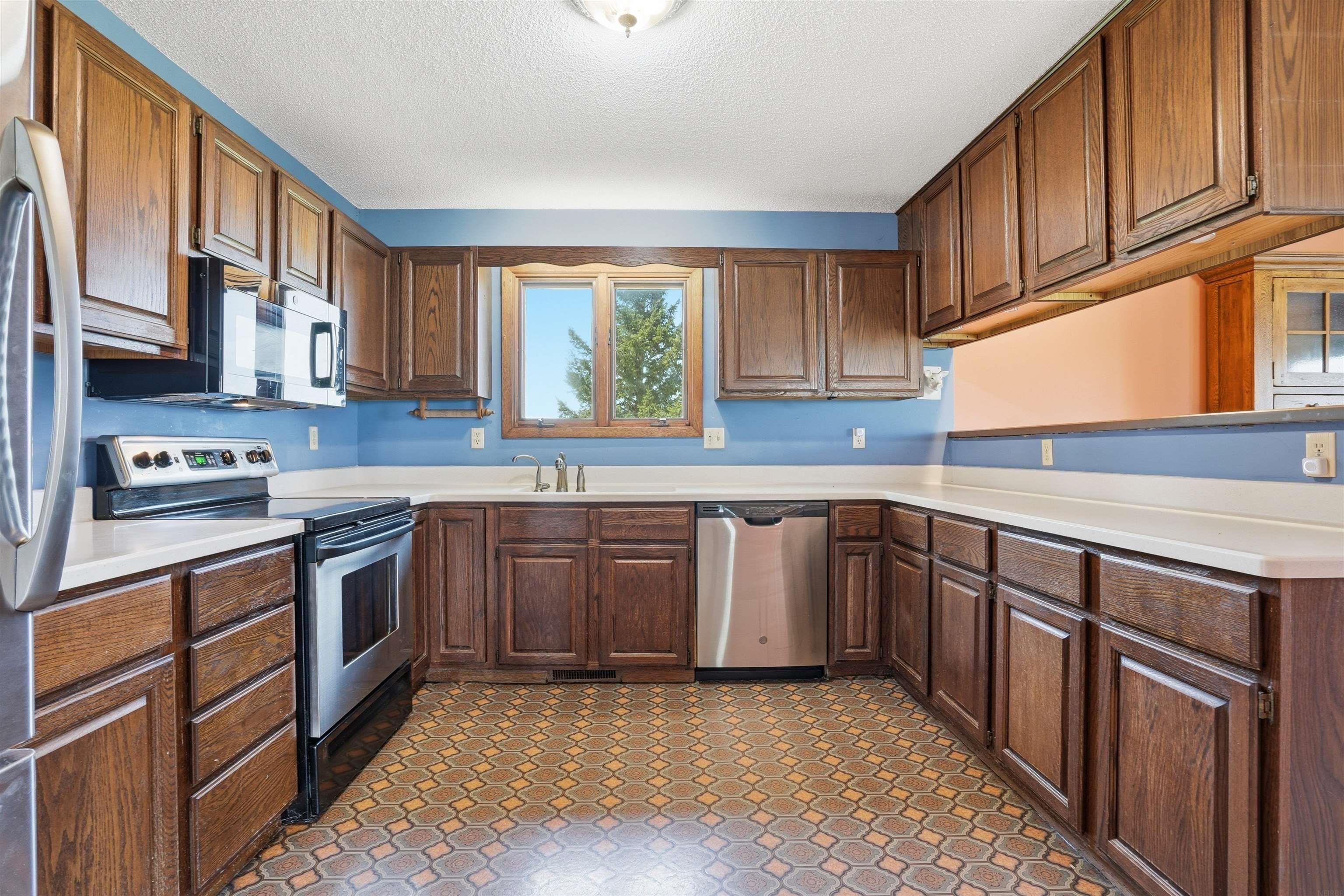 14009 120th Street Maynard, IA 50655 - Photo 11 of 43 Gallery Image 11
