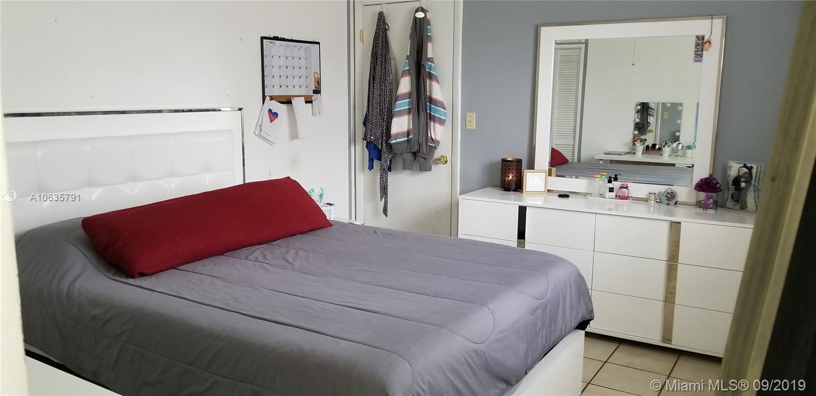 595 East 8th Street Hialeah, FL 33010 - Photo 11 of 33