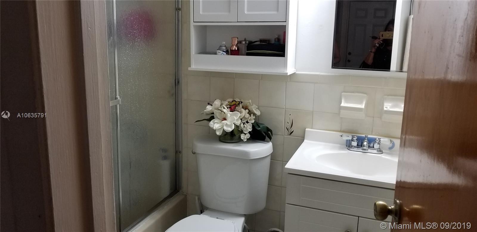 595 East 8th Street Hialeah, FL 33010 - Photo 15 of 33