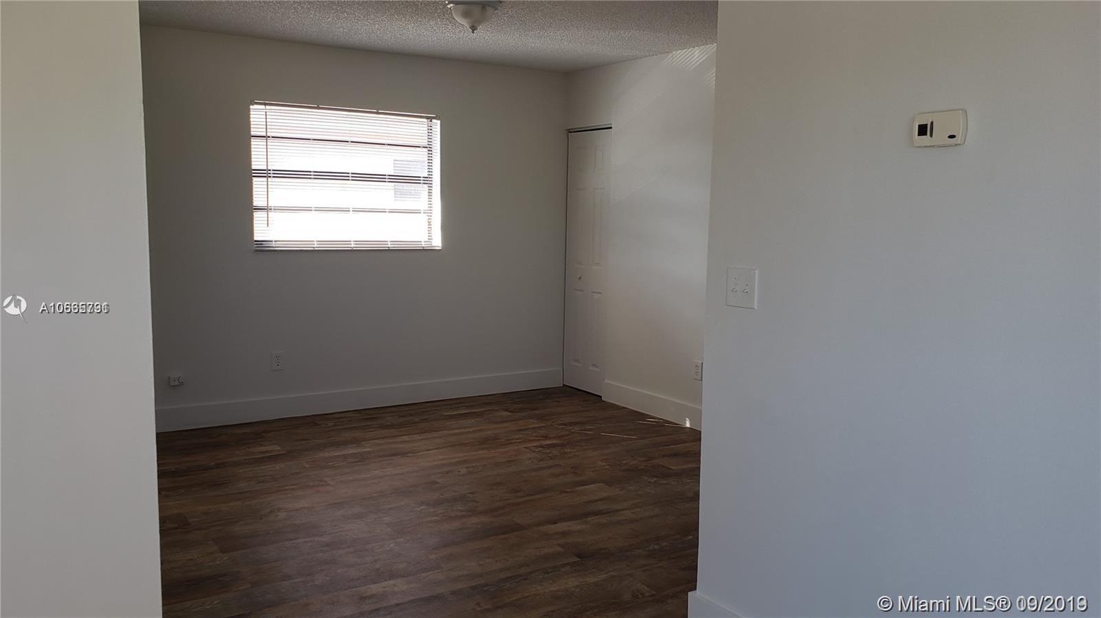 595 East 8th Street Hialeah, FL 33010 - Photo 17 of 33