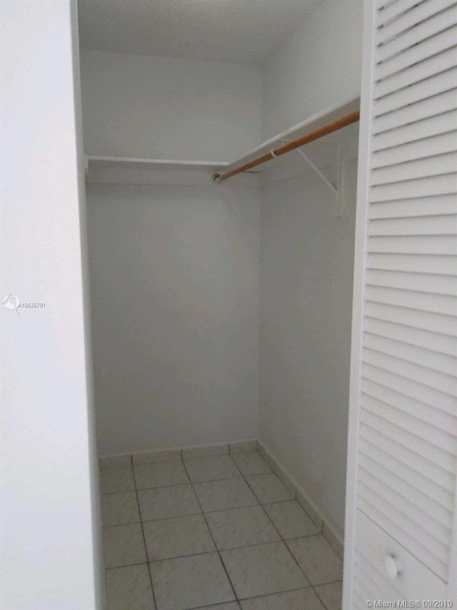 595 East 8th Street Hialeah, FL 33010 - Photo 20 of 33