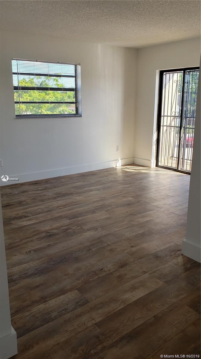 595 East 8th Street Hialeah, FL 33010 - Photo 10 of 33