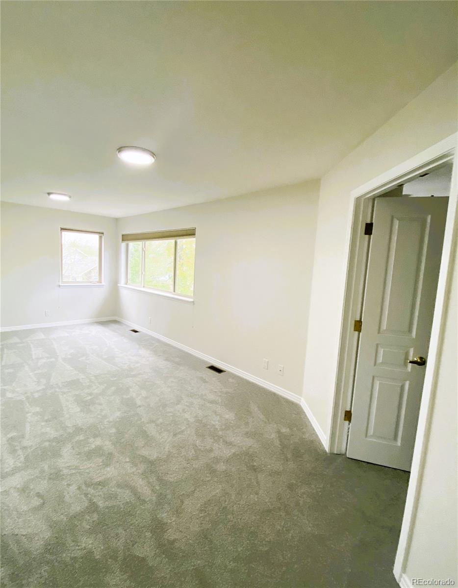 926 Hover Ridge Circle Longmont, CO 80501 - Photo 12 of 40