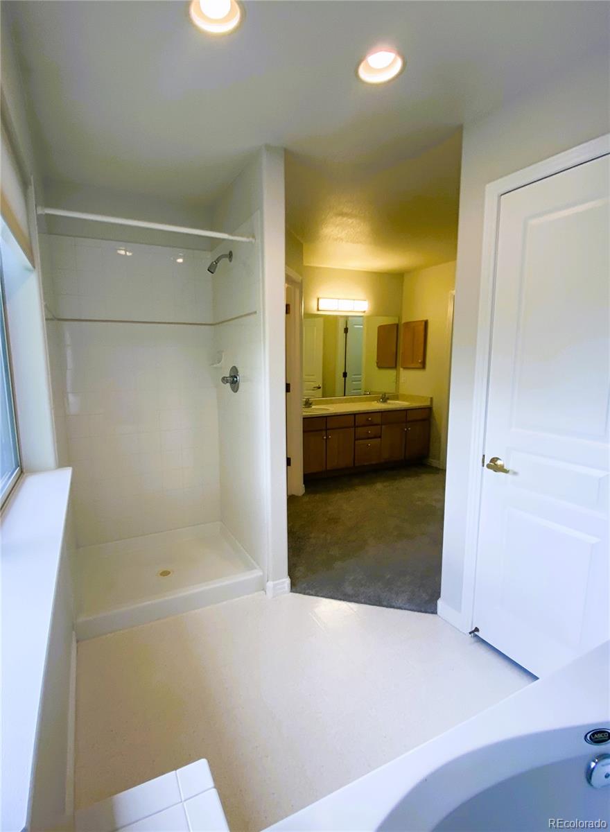 926 Hover Ridge Circle Longmont, CO 80501 - Photo 20 of 40