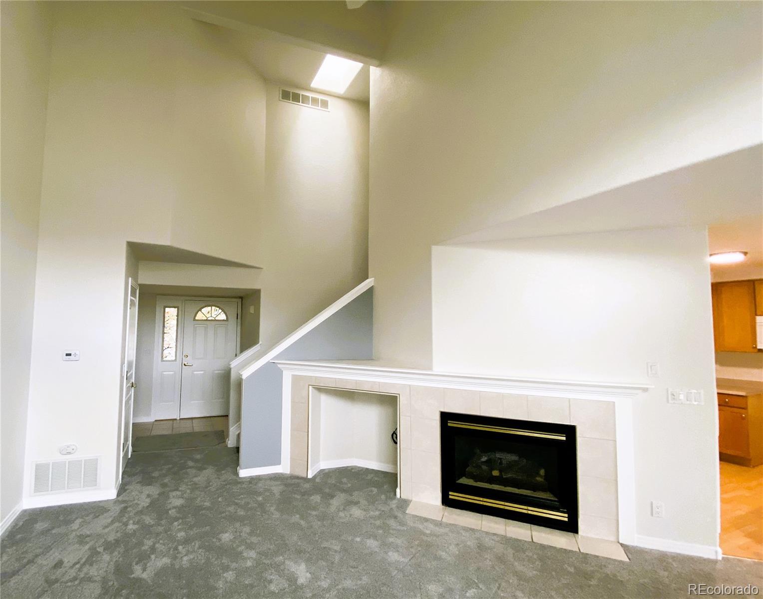 926 Hover Ridge Circle Longmont, CO 80501 - Photo 2 of 40