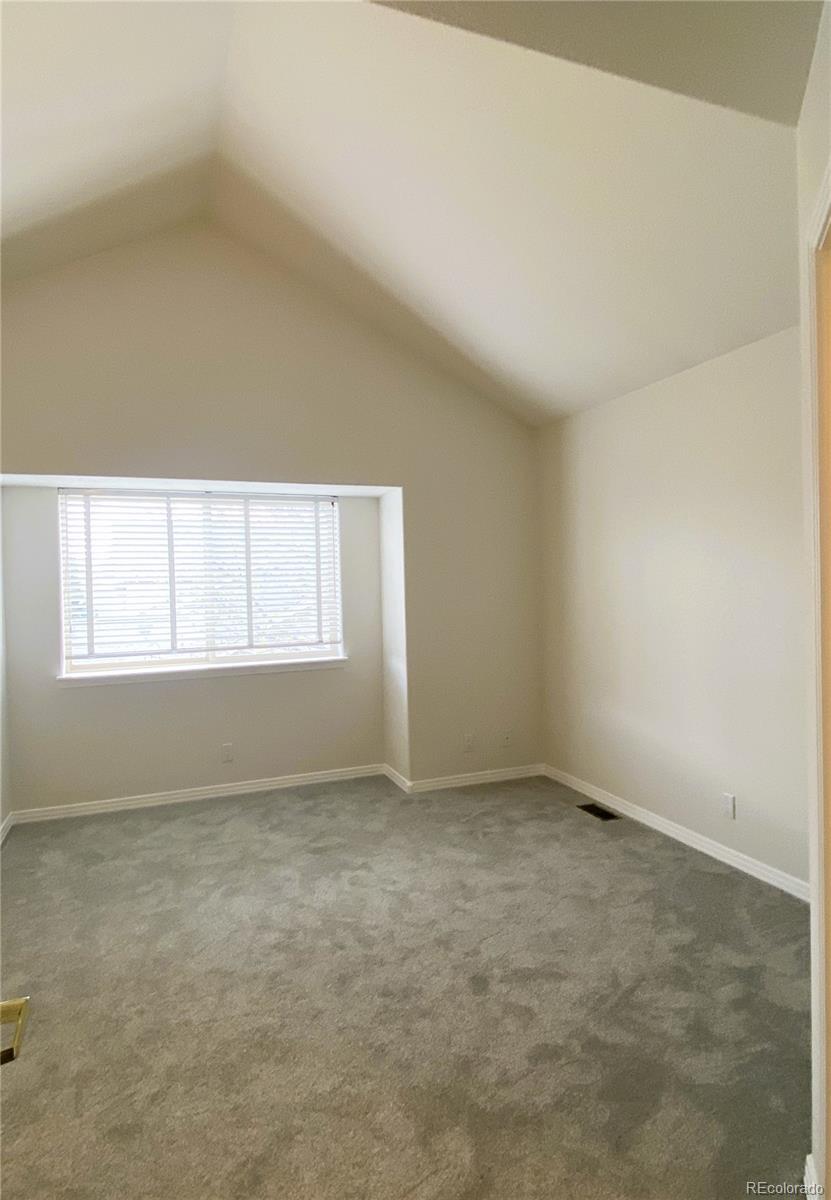926 Hover Ridge Circle Longmont, CO 80501 - Photo 7 of 40