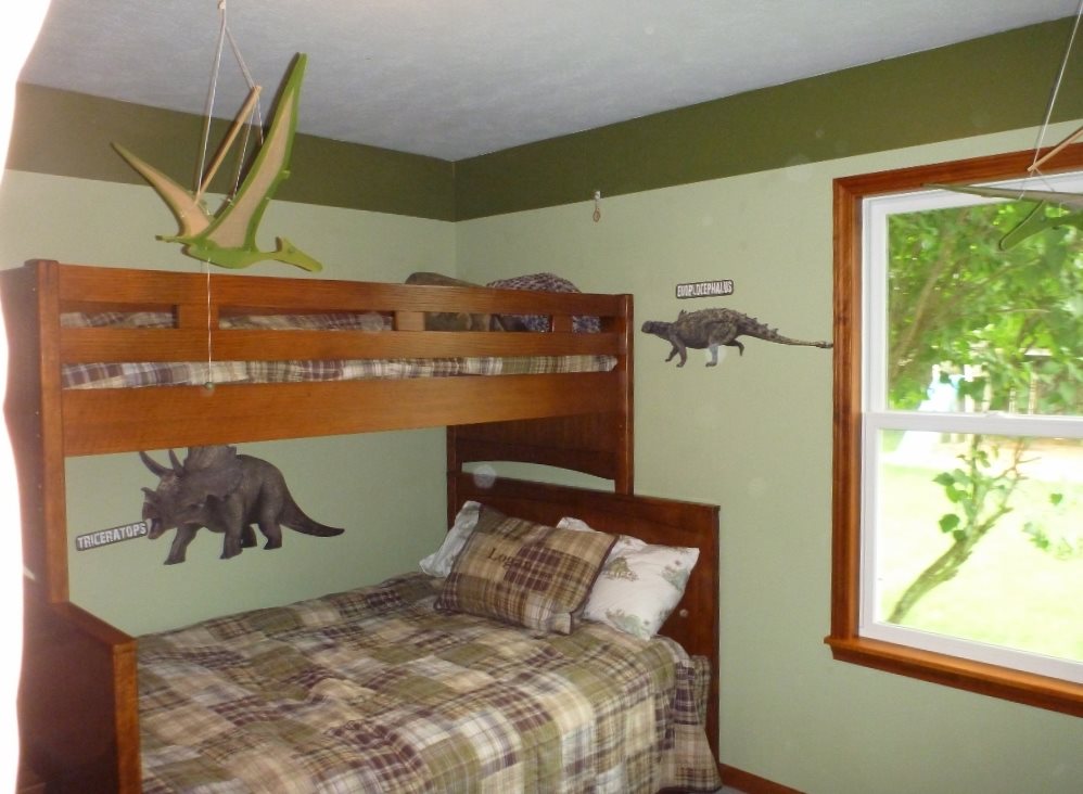 607 Spring Valley Road Middlebury, IN 46540 - Photo 17 of 29 Gallery Image 17