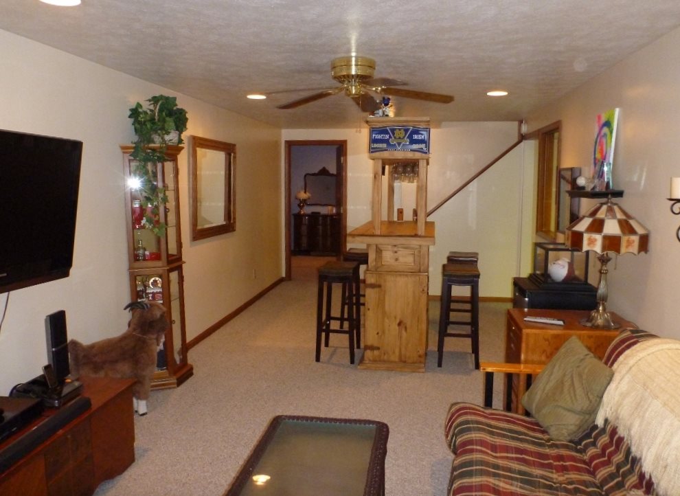 607 Spring Valley Road Middlebury, IN 46540 - Photo 19 of 29 Gallery Image 19