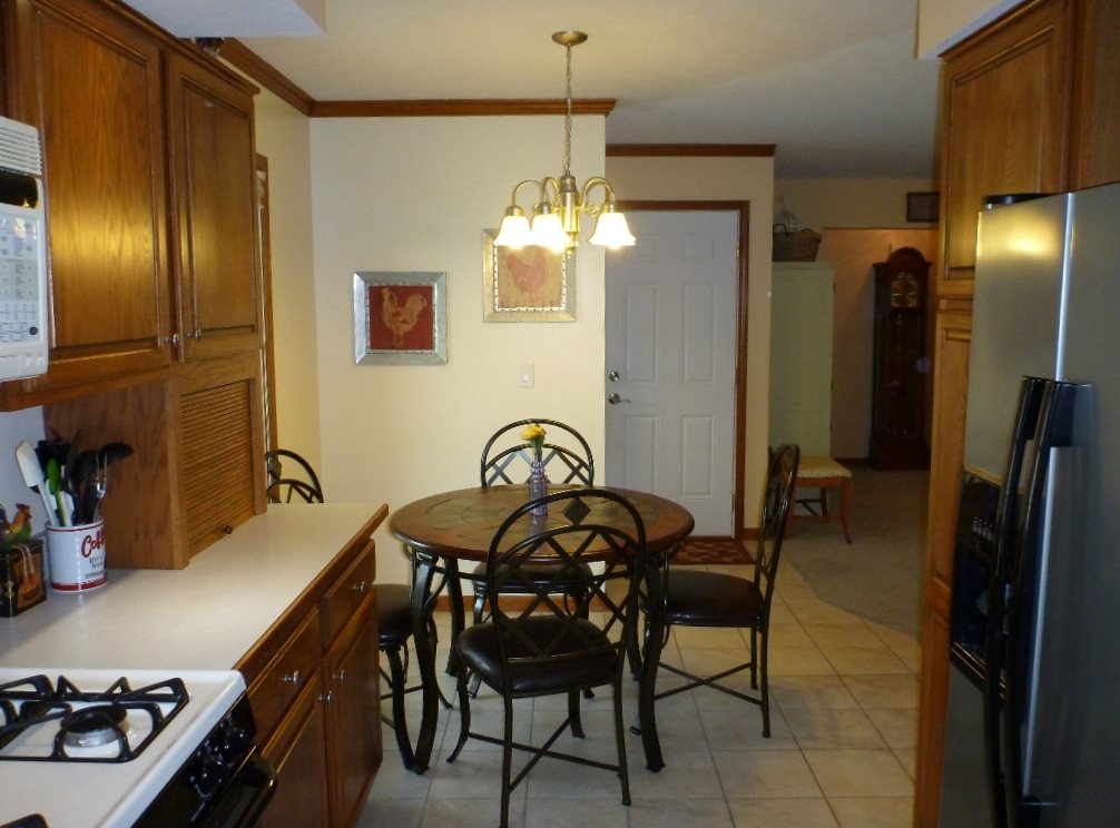 607 Spring Valley Road Middlebury, IN 46540 - Photo 8 of 29 Gallery Image 8