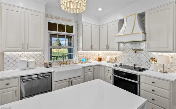 $819,000 | 1010 Keswick Lane, Clemmons, NC 27012