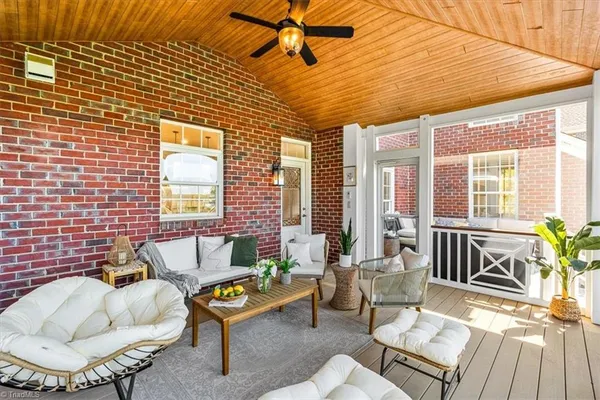 $819,000 | 1010 Keswick Lane, Clemmons, NC 27012