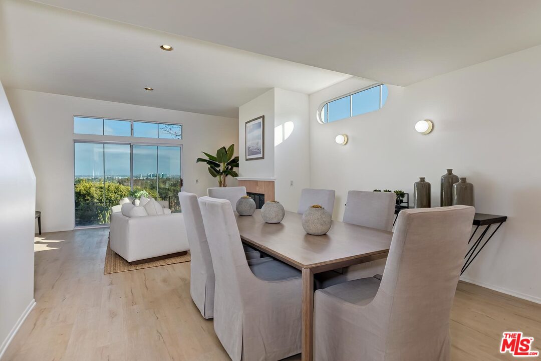 2001 Navy Street Santa Monica, CA 90405 - Photo 14 of 54