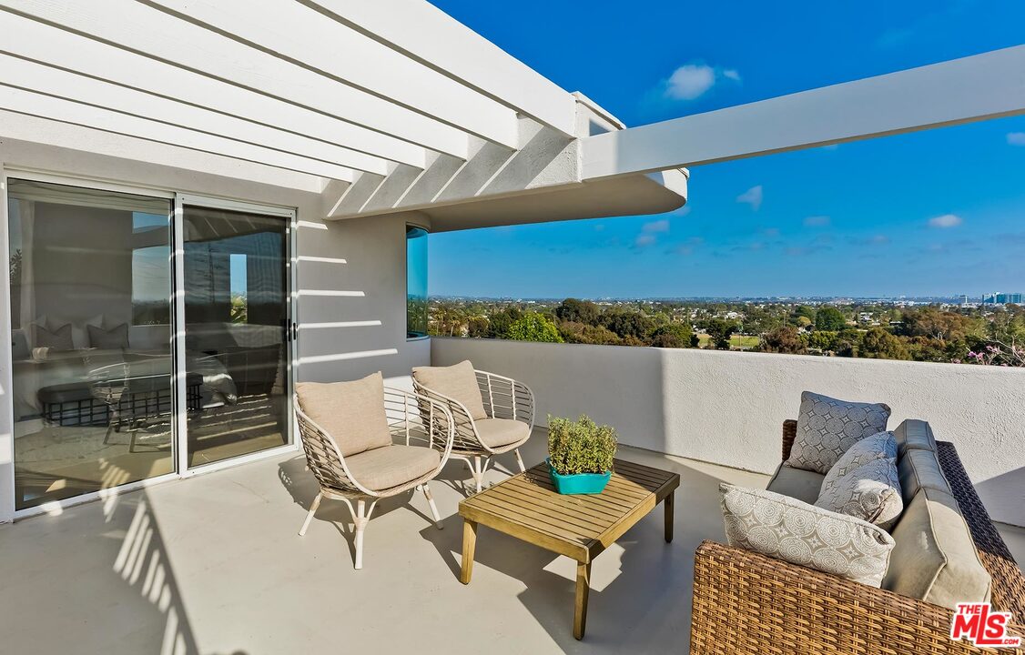 2001 Navy Street Santa Monica, CA 90405 - Photo 30 of 54