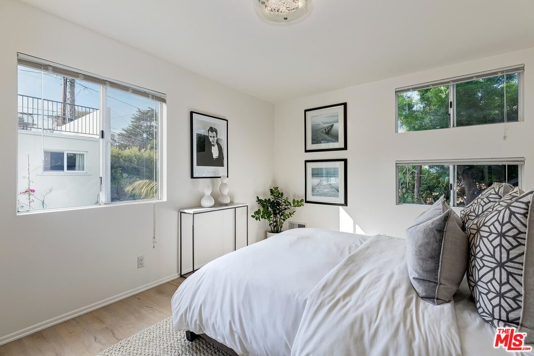 2001 Navy Street Santa Monica, CA 90405 - Photo 37 of 54