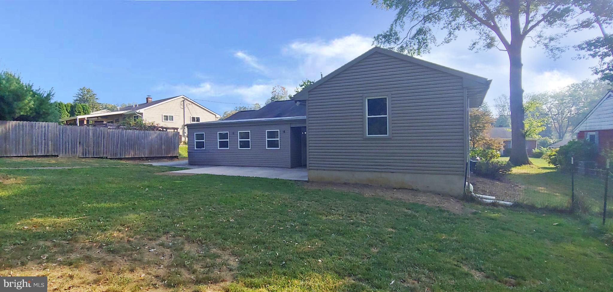 616 Bermuda Road Lancaster, PA 17603 - Photo 5 of 15 Rear