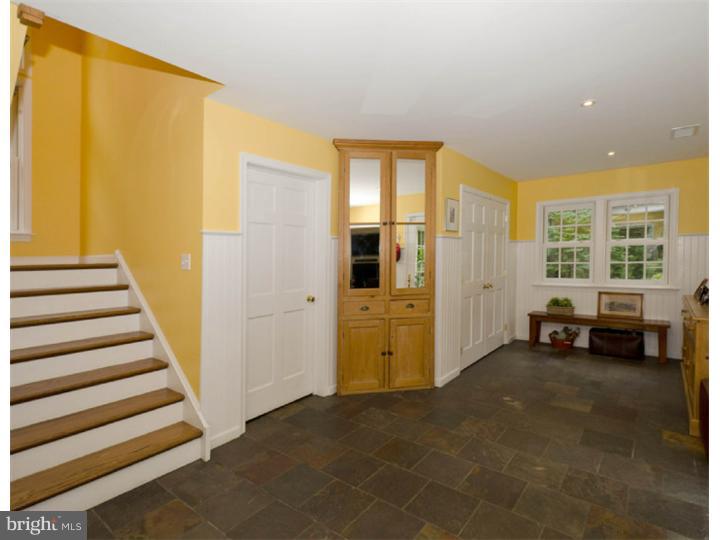 869 Goshen Road Newtown Square, PA 19073 - Photo 12 of 23 Gallery Image 12