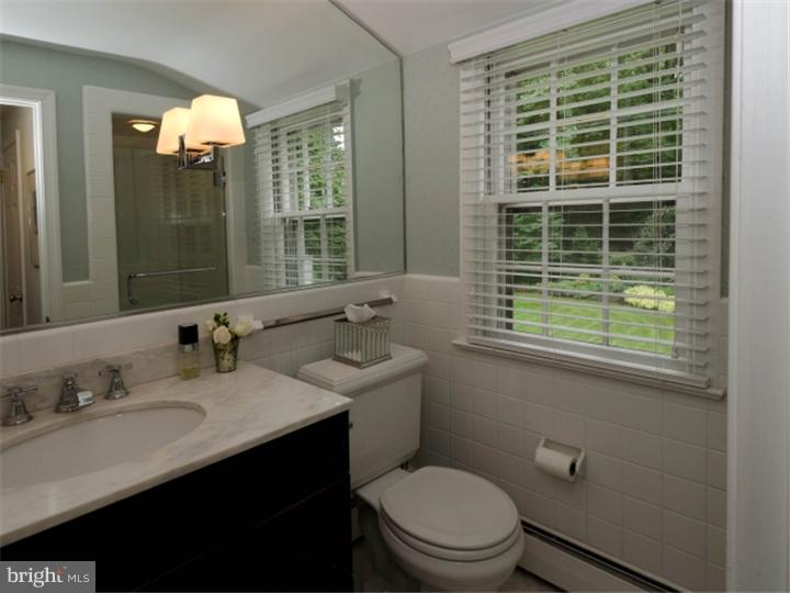 869 Goshen Road Newtown Square, PA 19073 - Photo 14 of 23 Gallery Image 14