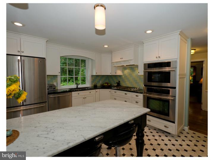 869 Goshen Road Newtown Square, PA 19073 - Photo 8 of 23 Gallery Image 8